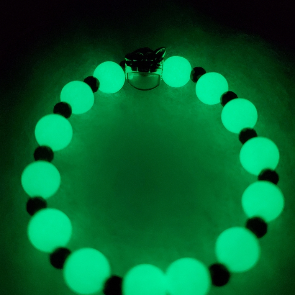 Bracelets - Picture 16 of 16